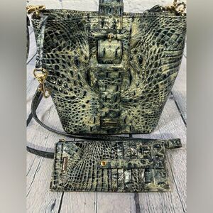 BRAHMIN Lux Faith Glacier Melbourne Croc Embossed Leather Bucket Crossbody Bag